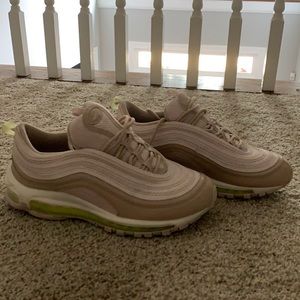 Nike Women’s Air Max 97 Size 9